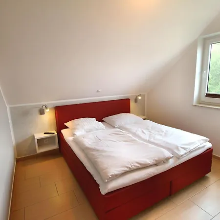 Huegel Maisonette * Göhren-Lebbin